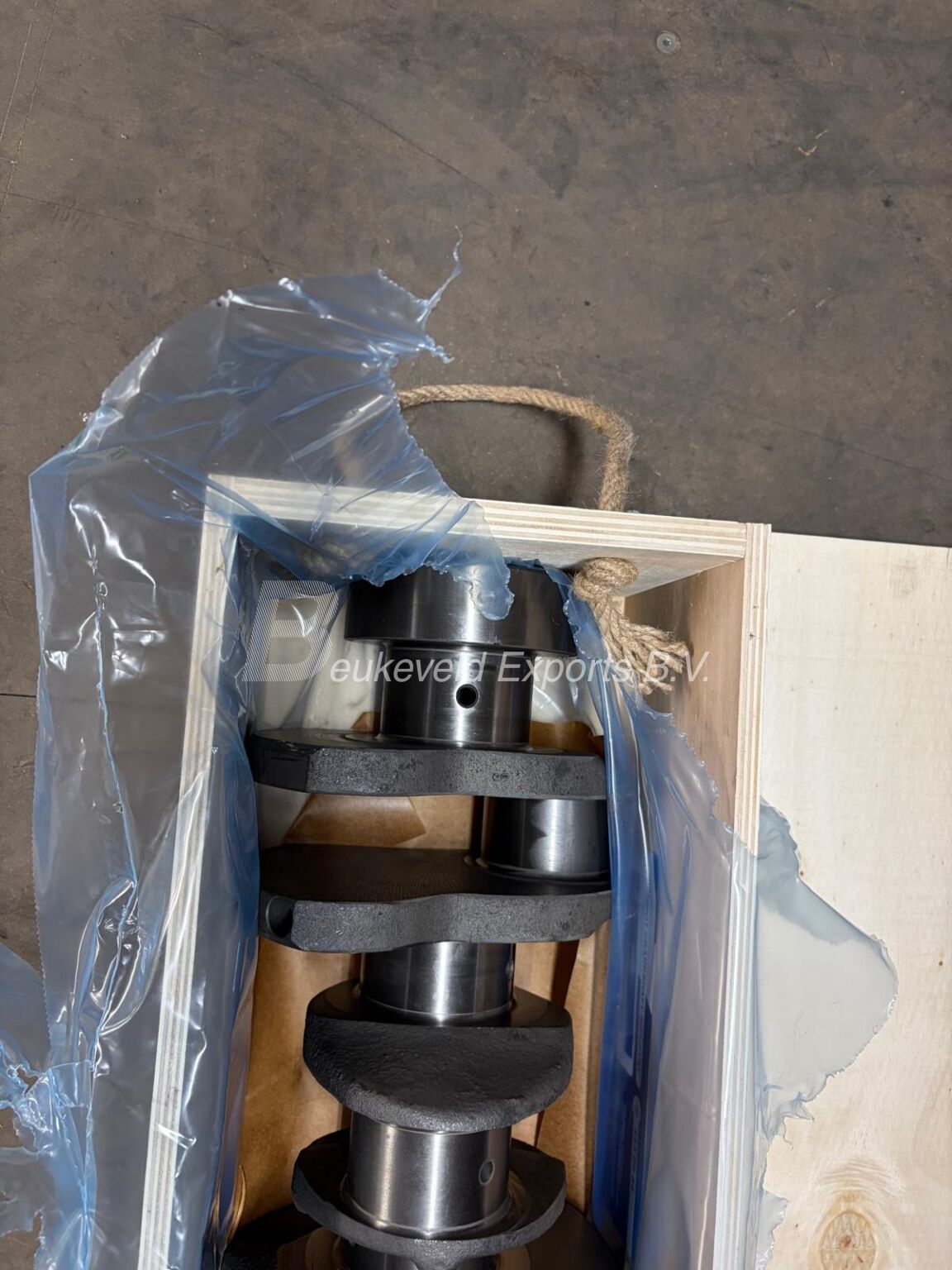 New Crankshaft for Fiat 160-90 180-90 4832171 (4)