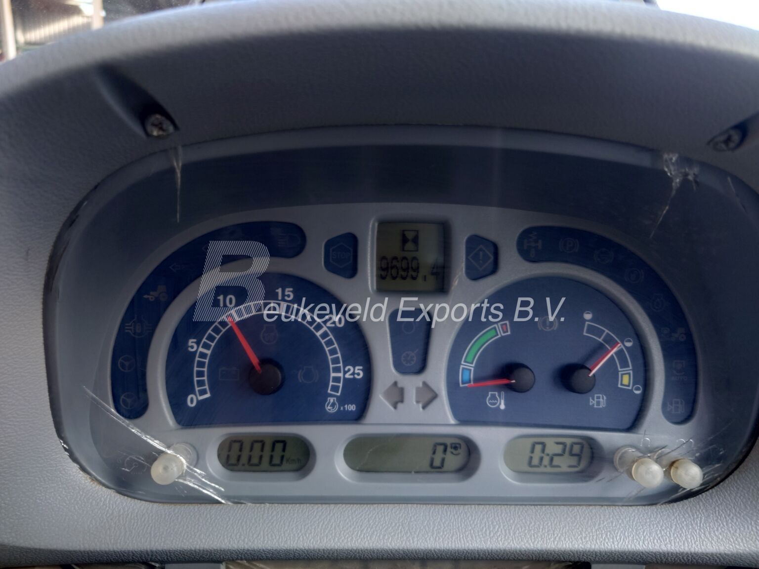 New Holland T6050 Range command (17)