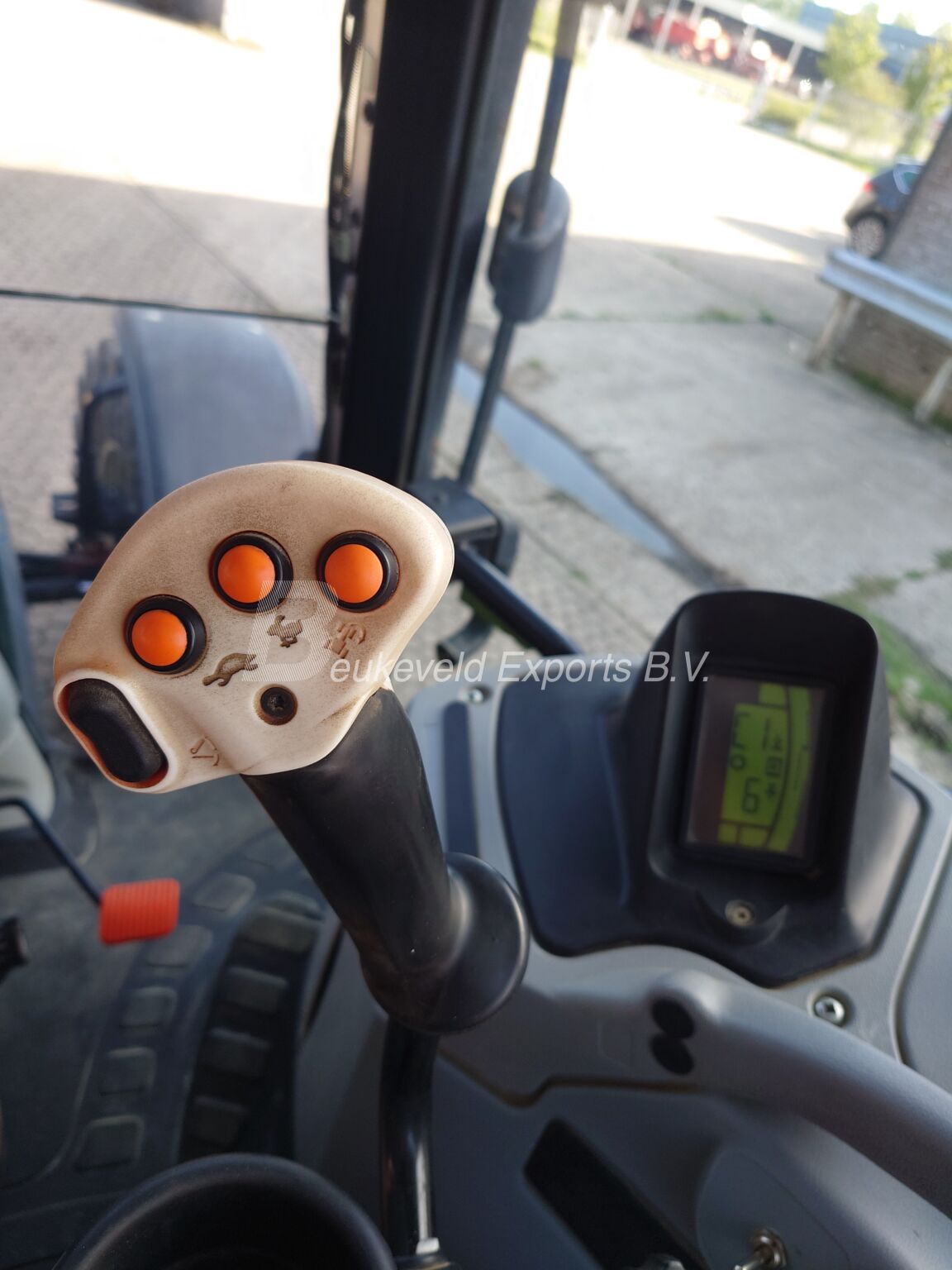 New Holland T6050 Range command (18)
