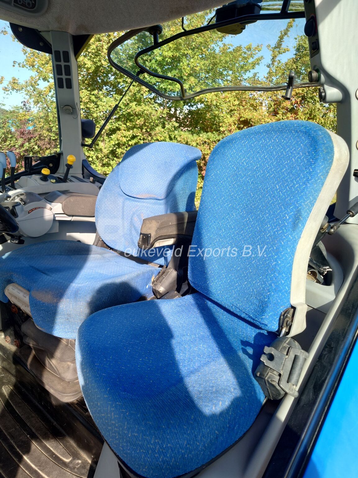 New Holland T6050 Range command (5)