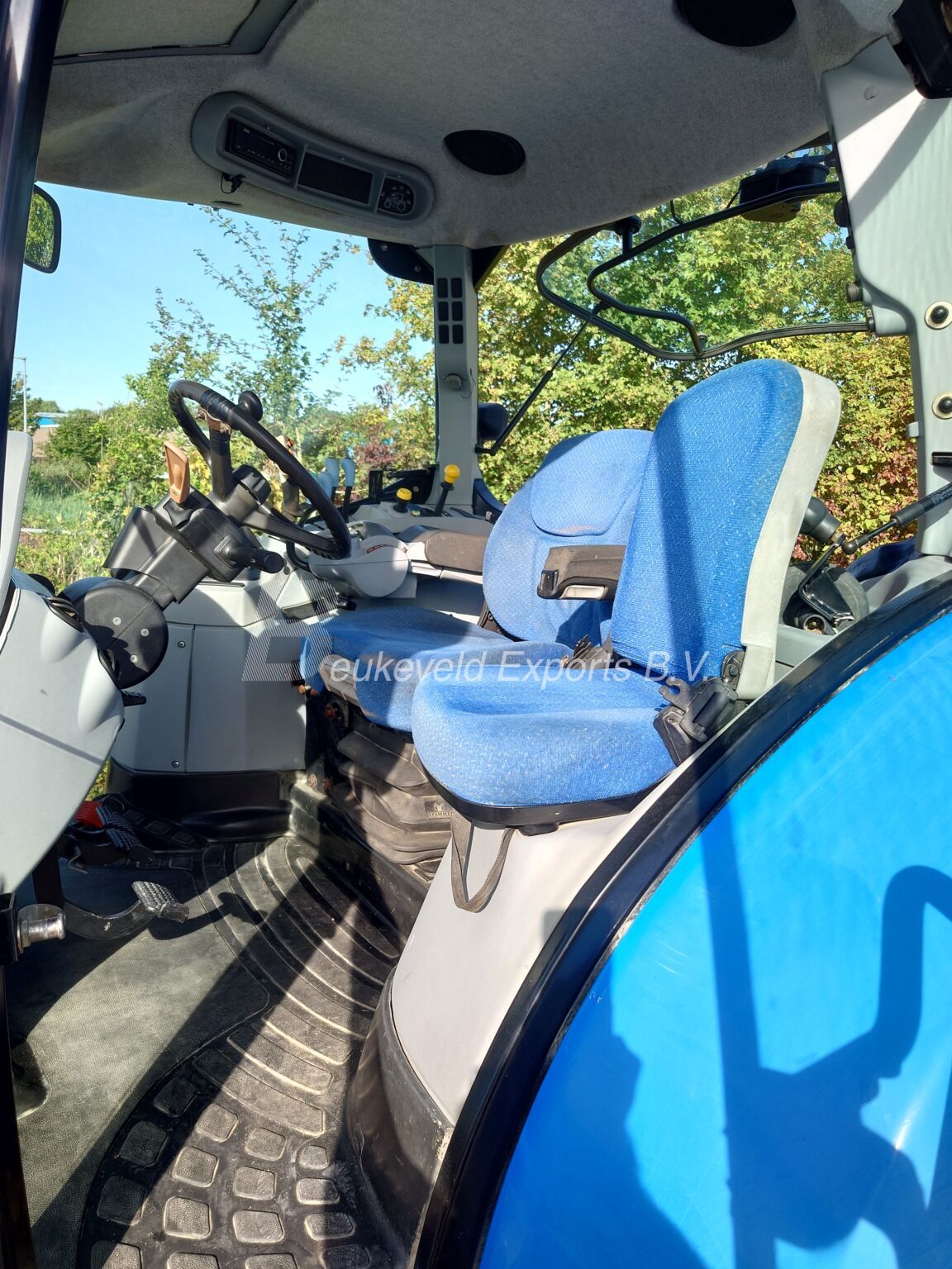 New Holland T6050 Range command (7)