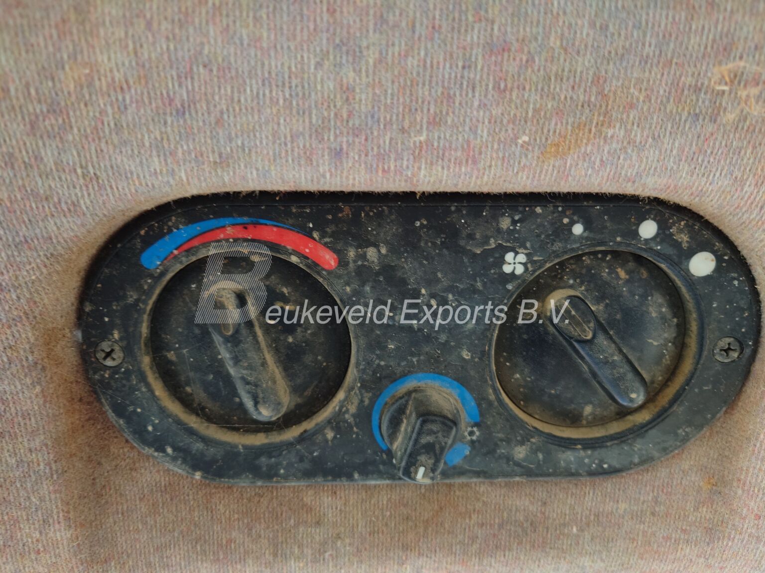 New Holland TL100 A Turbo frontloader airco (5)