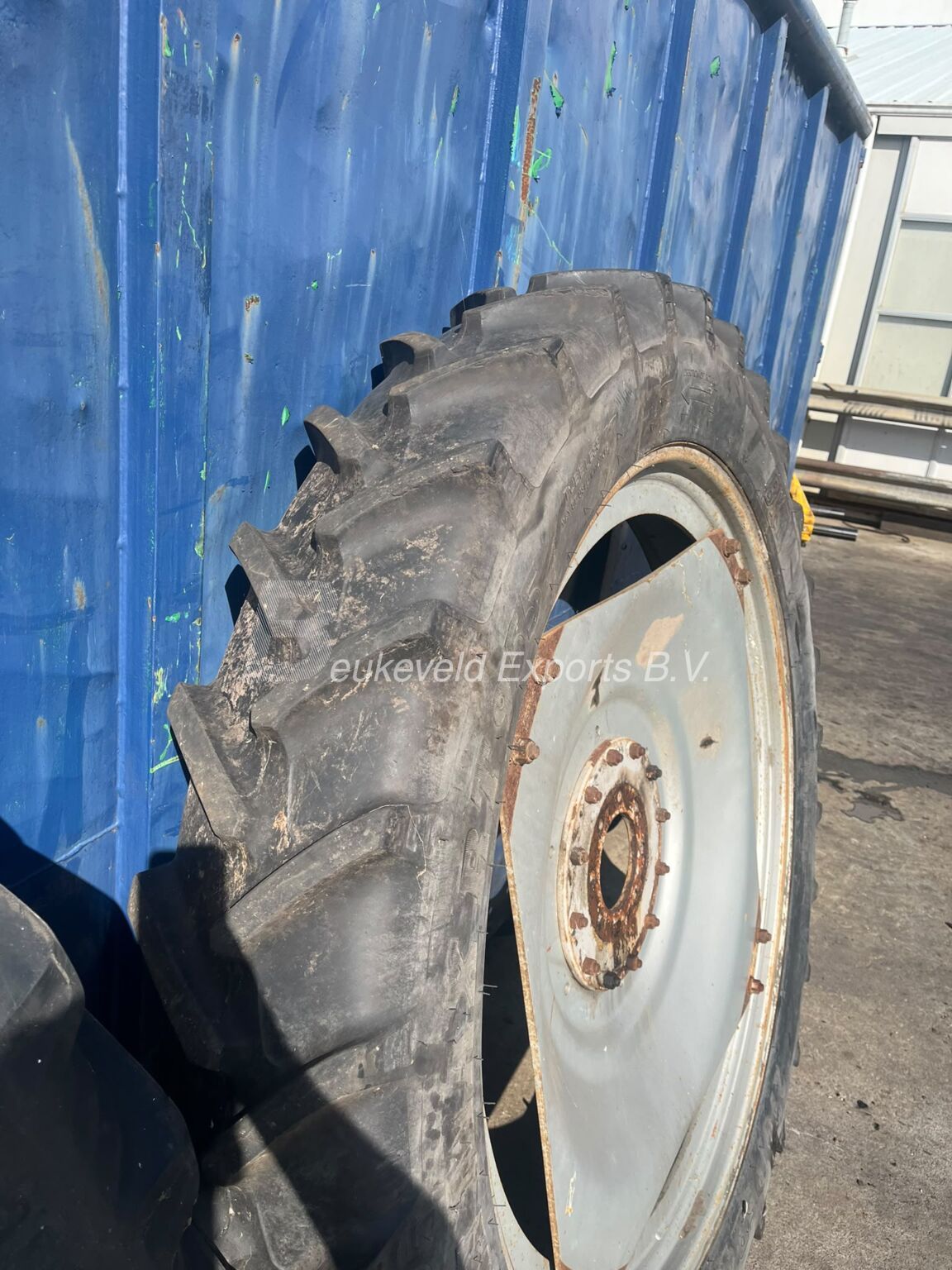 Set Used Rowcrop wheels 11.2R48 (1)