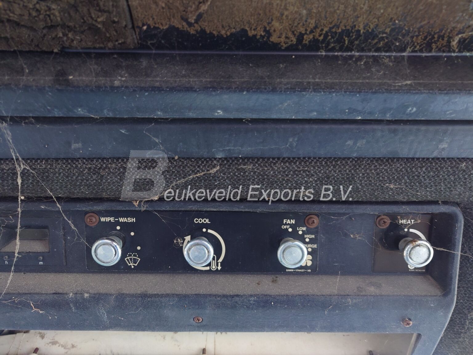 FORD 8210 GenIII 4X4 Carraro AXLE (12)