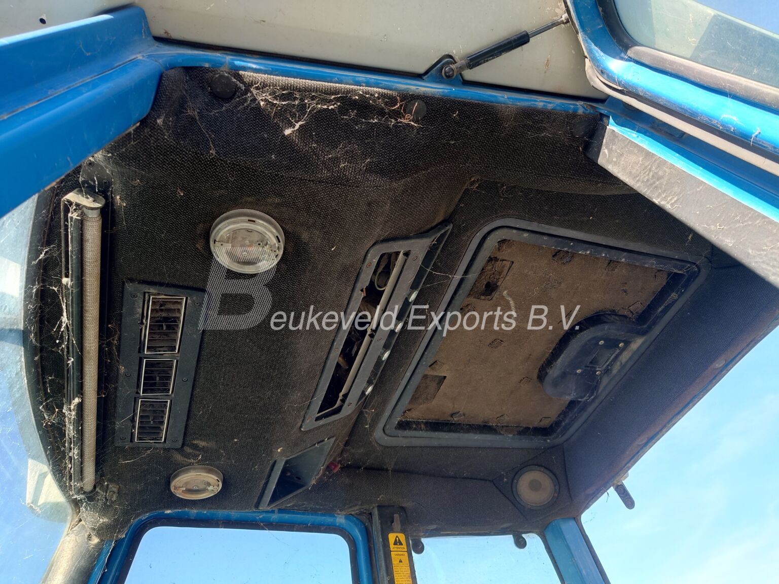 FORD 8210 GenIII 4X4 Carraro AXLE (17)