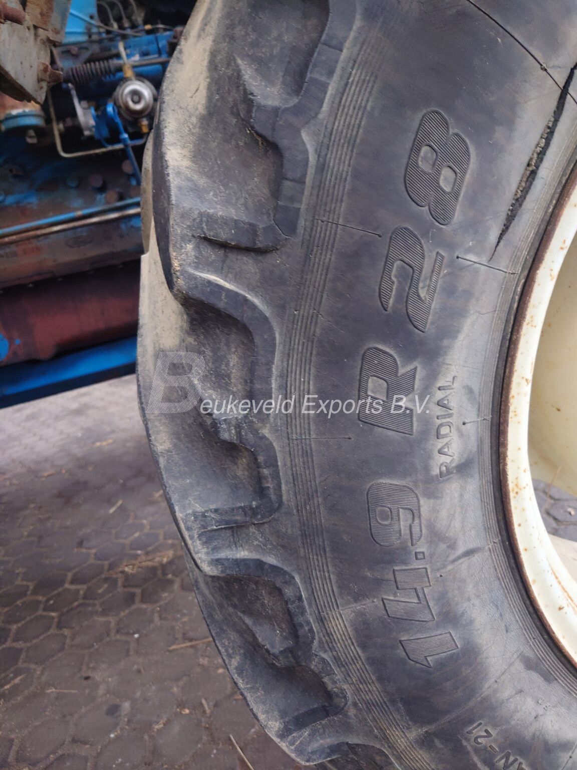Ford 8210 GenIII 4X4 Carraro axle (3)