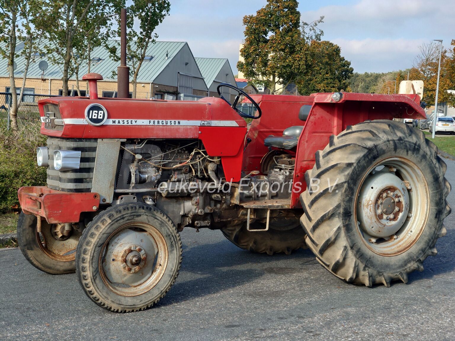 Massey Ferguson MF 168 extremely low hours (9)