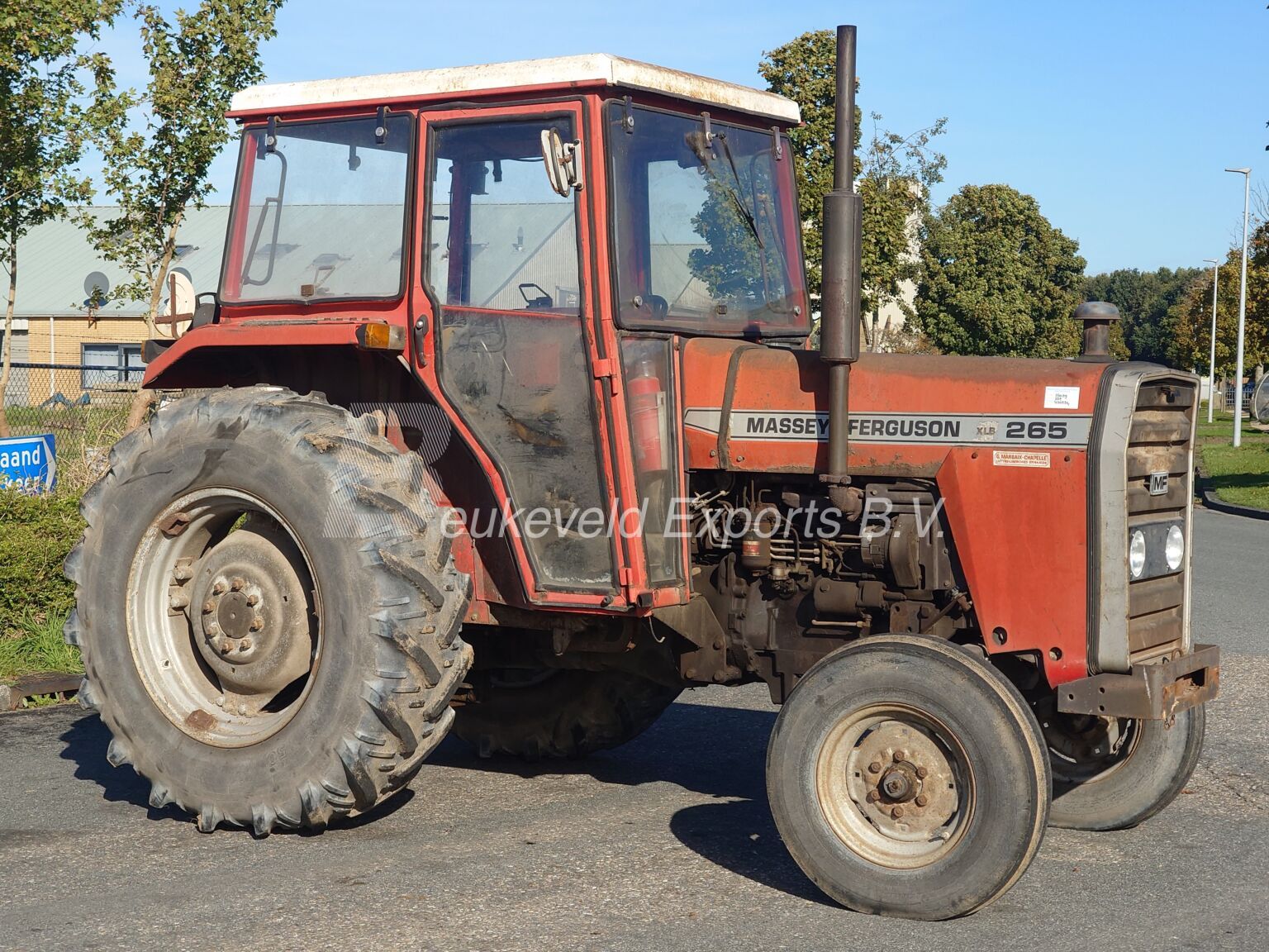 Massey Ferguson MF 265 UK built (5)