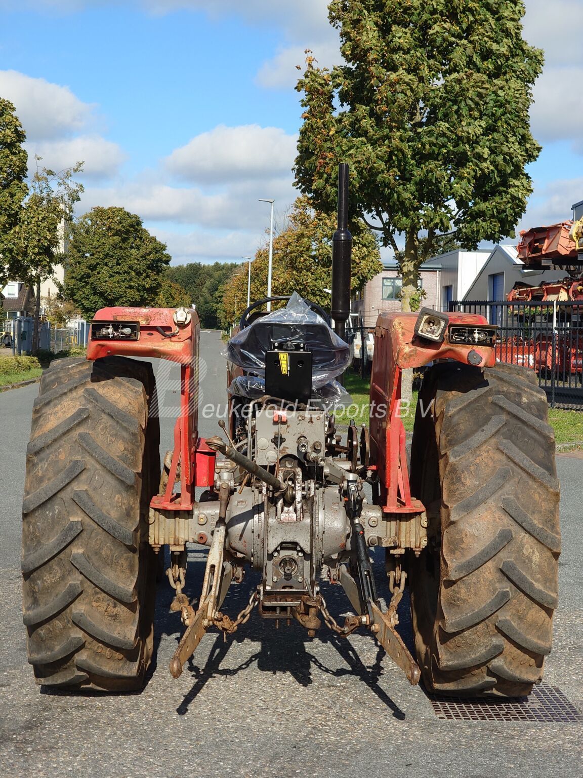 Massey Ferguson MF 275 2wd (5)