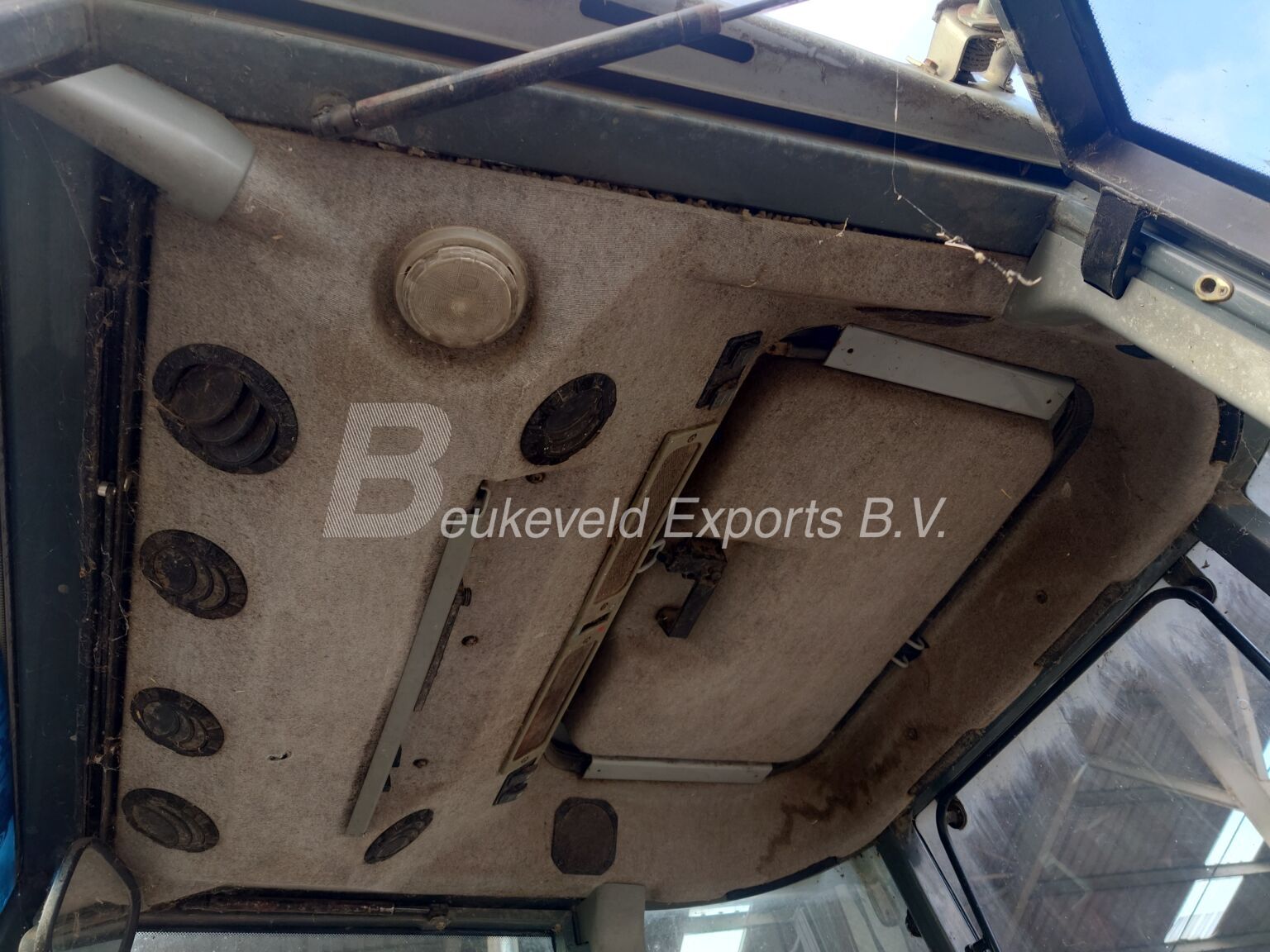 Massey Ferguson MF 4245 Turbo frontloader (10)