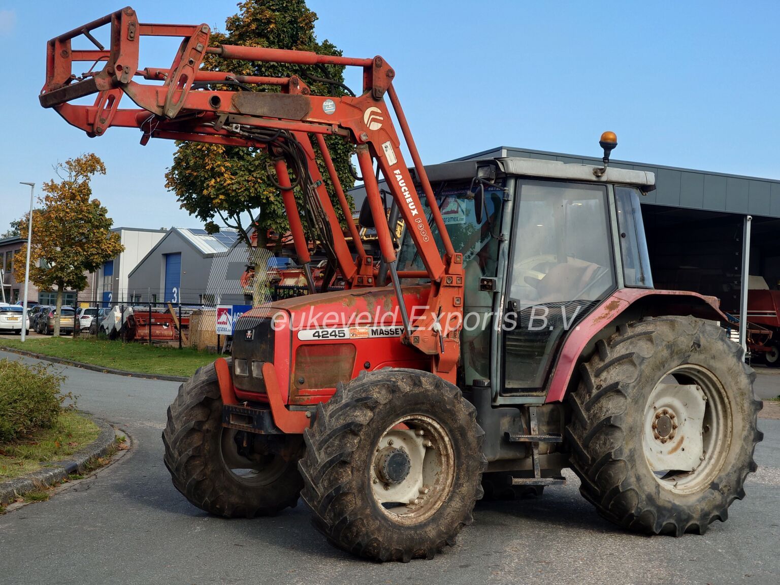 Massey Ferguson MF 4245 Turbo frontloader (12)