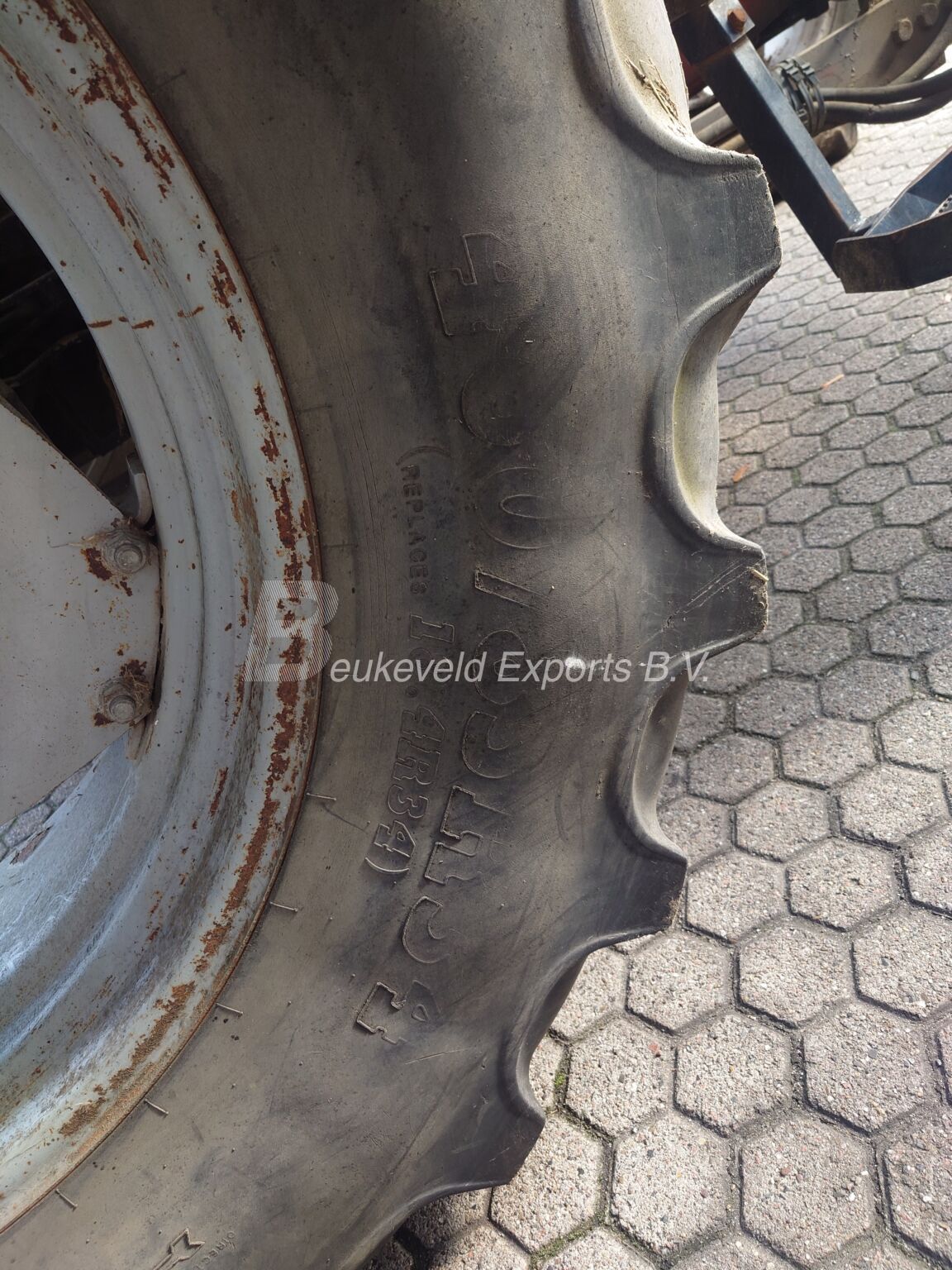 Massey Ferguson MF 4245 Turbo frontloader (3)