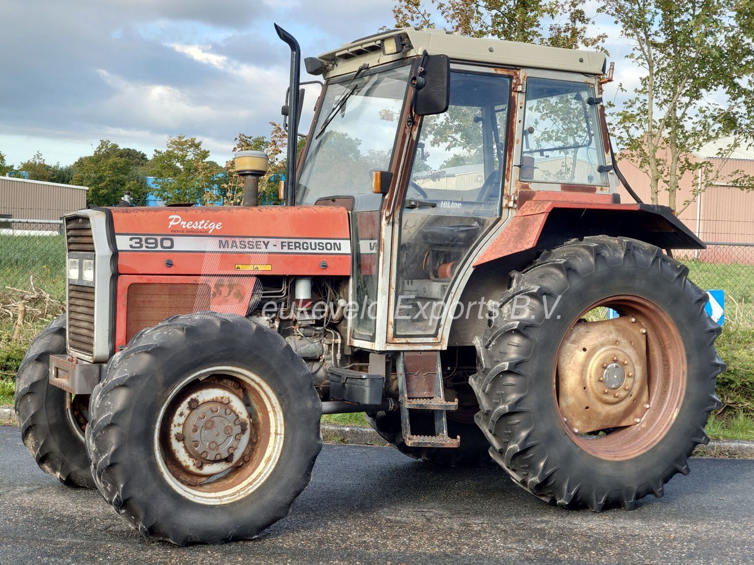 Massey Ferguson MF390 synchro 12 4X4 (13)