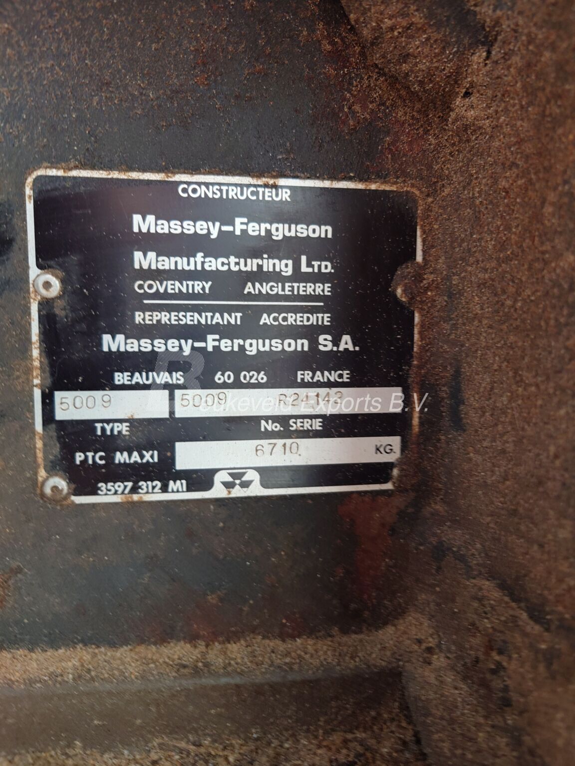 Massey Ferguson MF390 synchro 12 4X4 (2)