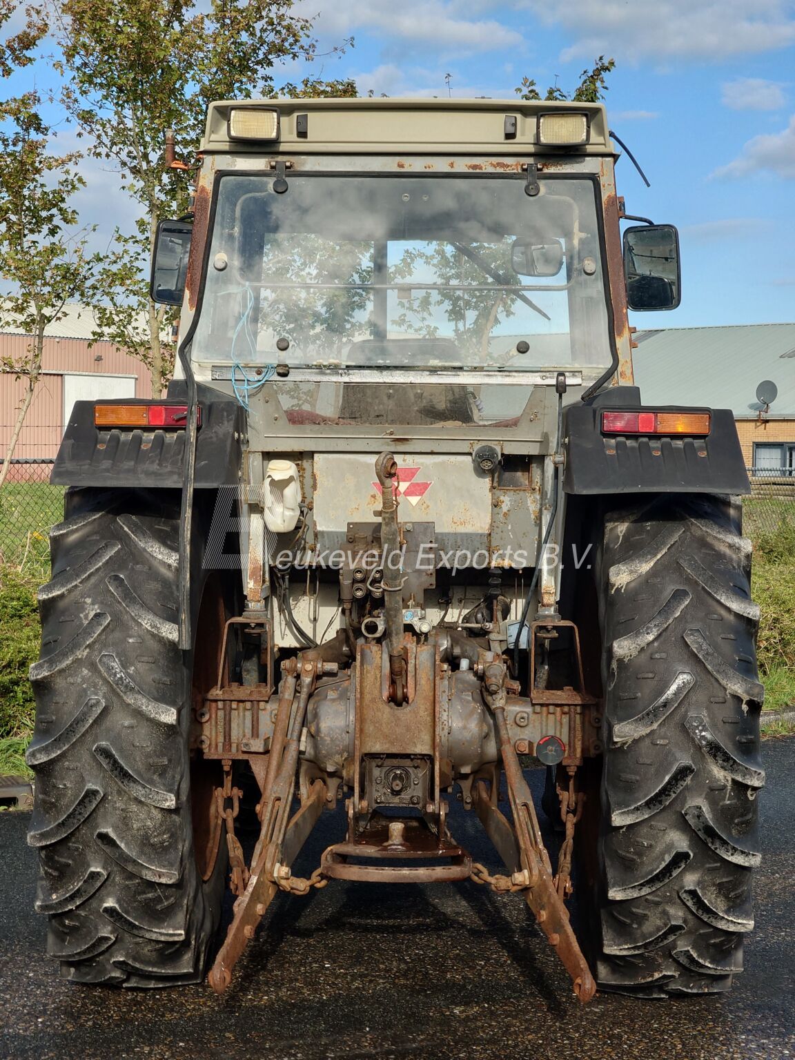 Massey Ferguson MF390 synchro 12 4X4 (7)