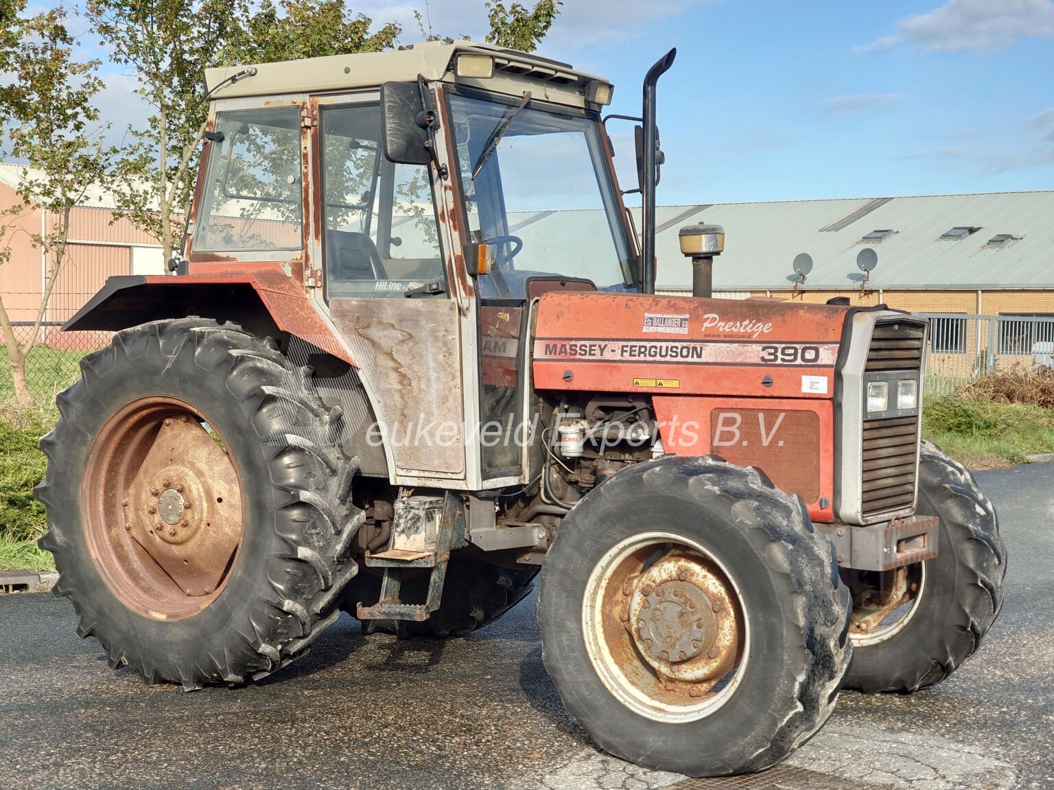 Massey Ferguson MF390 synchro 12 4X4 (8)