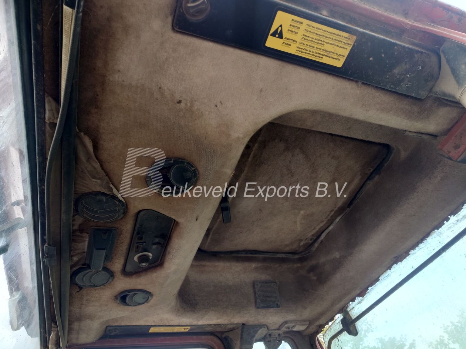New Holland Fiat 100-90 DT Supercomfort MX frontloader (7)