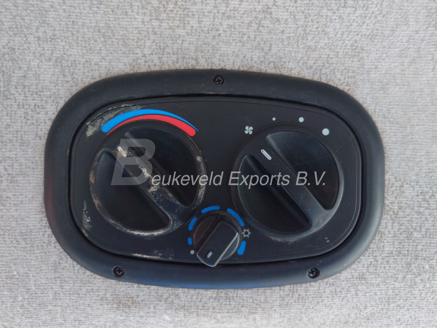 New Holland T4040 Turbo Fruttero Blue cab (14)