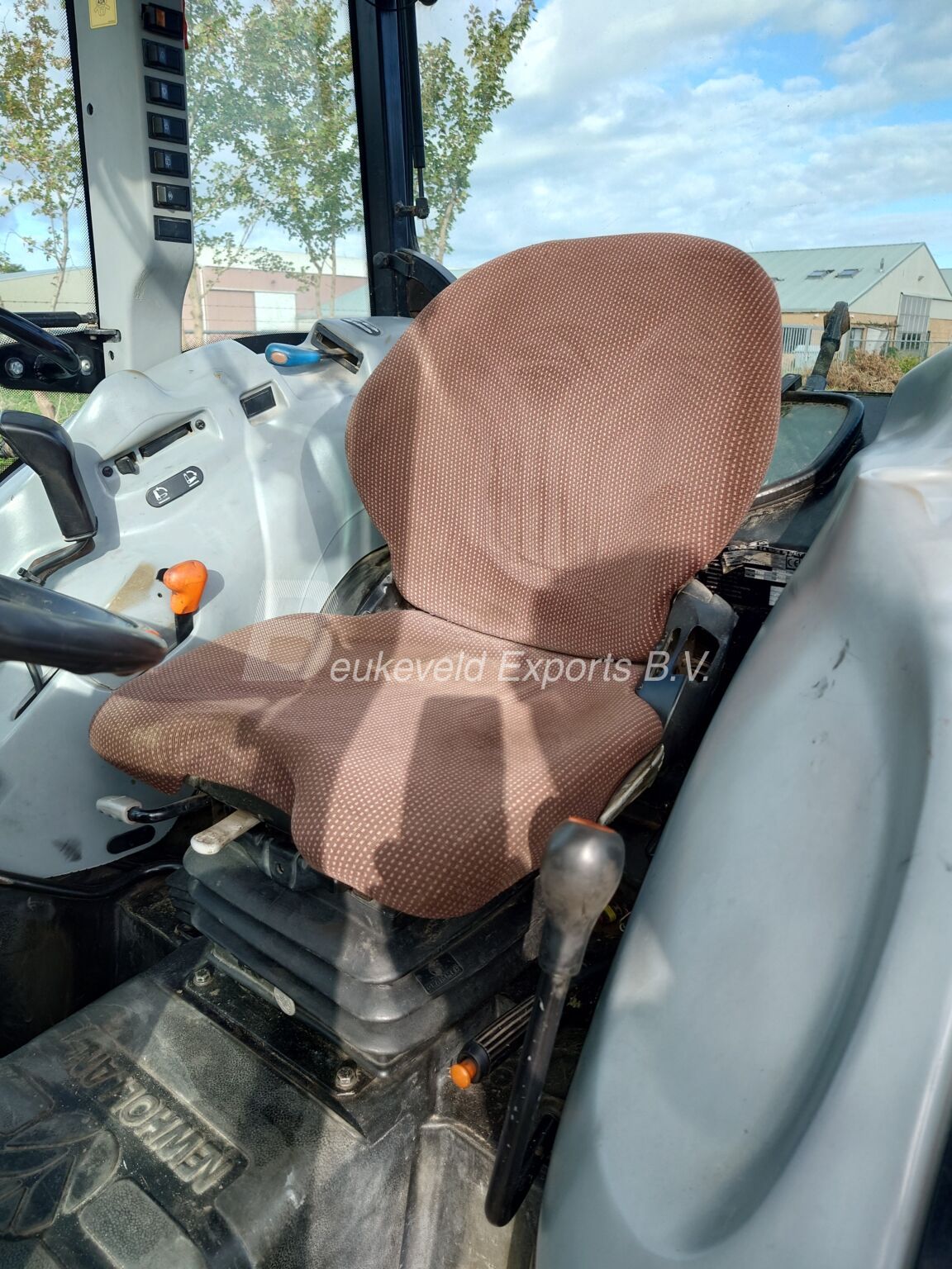 New Holland T4040 Turbo Fruttero Blue cab (6)