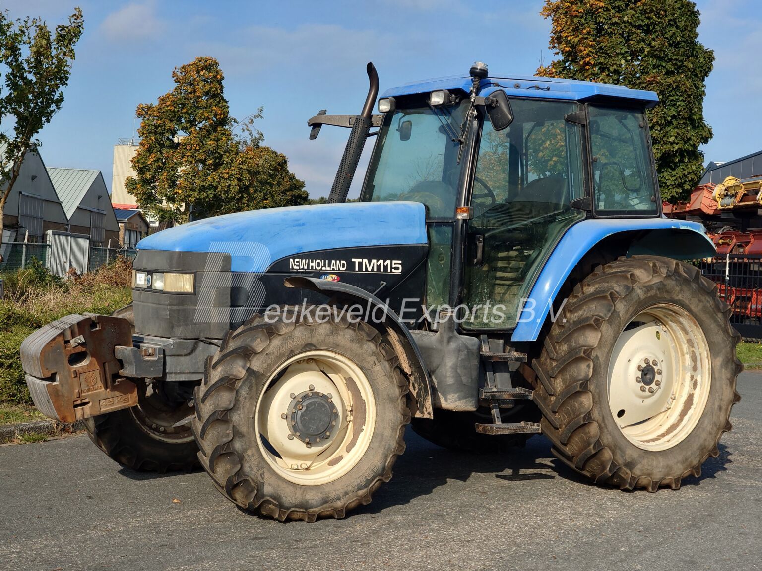 New Holland TM 115 Classic Synchro Command (15)