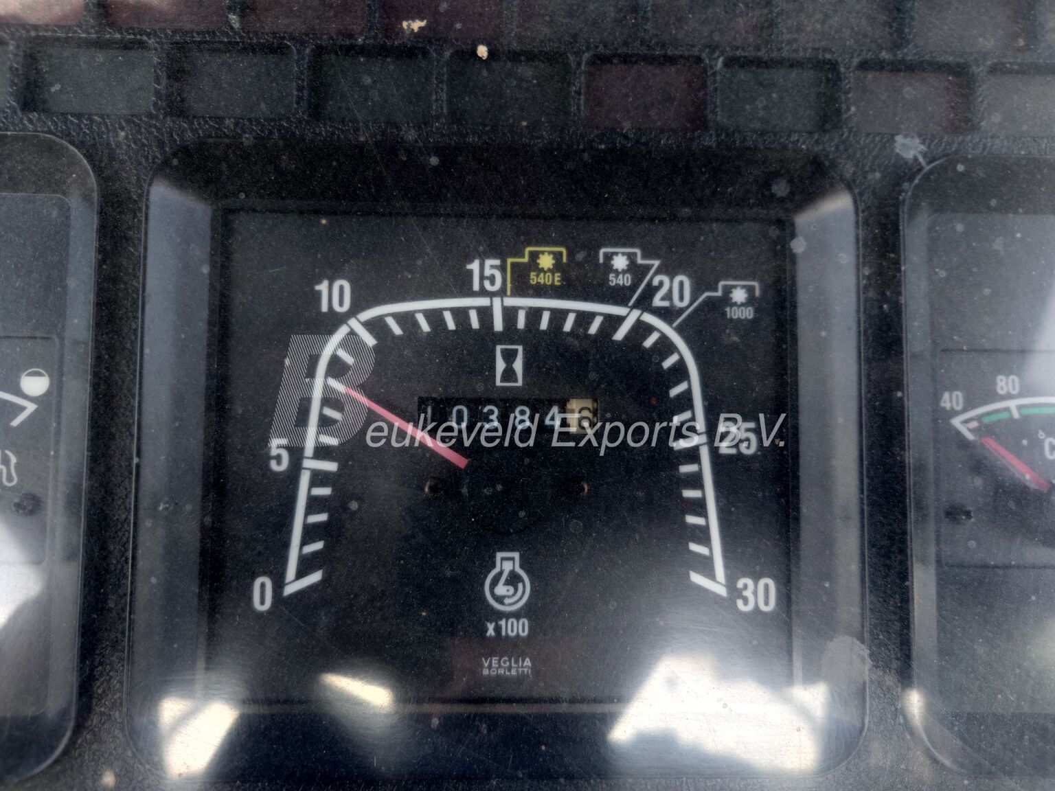New Holland TM 115 Classic Synchro Command (5)