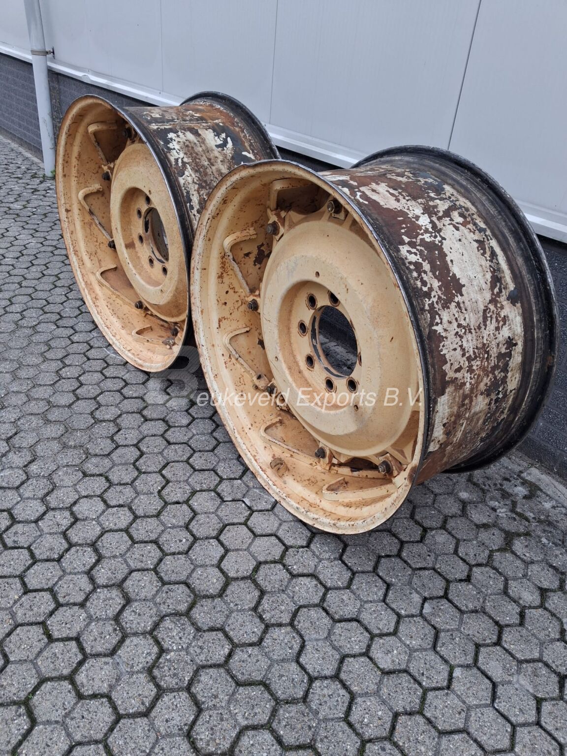 Used Rims Fiat New Holland 18×38 (2)