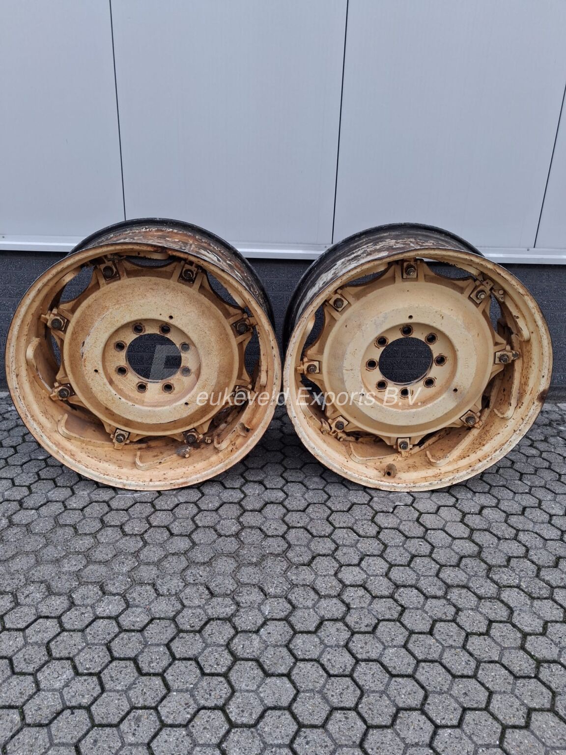 Used Rims Fiat New Holland 18×38 (3)